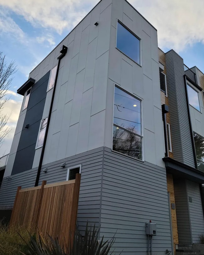 property at 555 Highland Dr