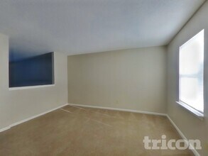 13460 N Carwood Ct in Camby, IN - Building Photo - Building Photo