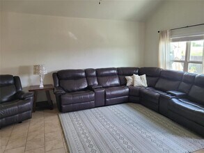 10106 Tallcrest Ln in Tomball, TX - Building Photo - Building Photo