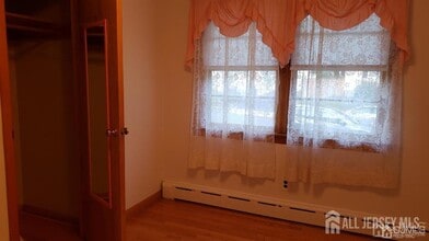43 Hoffman Ave in South Amboy, NJ - Building Photo - Building Photo