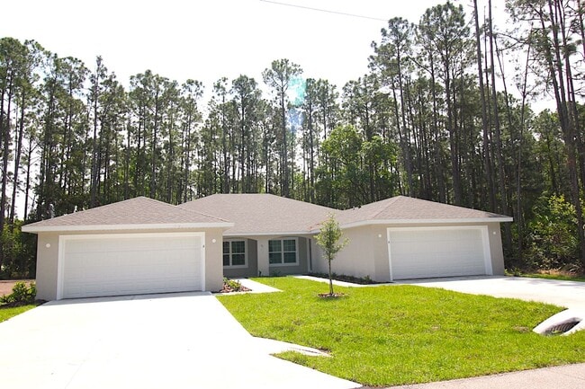 71 Pony Express Dr in Palm Coast, FL - Building Photo - Building Photo