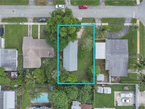 2005 NW 11th Ave in Fort Lauderdale, FL - Building Photo - Building Photo