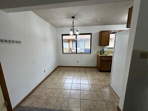 2018 N Rosewood Ct in Derby, KS - Building Photo - Building Photo