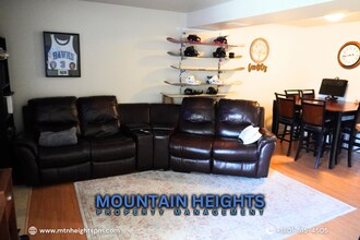 415 E Creekside Cir in Murray, UT - Building Photo - Building Photo