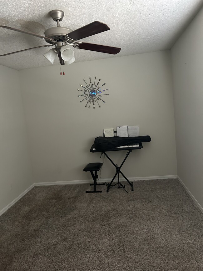 4127 Winners Cir, Unit Bedroom 1