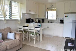 741 Hau?oli St in Honolulu, HI - Building Photo