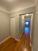 545 Chestnut St, Unit E817-205 in Winnetka, IL - Foto de edificio - Building Photo