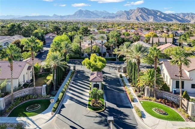 9704 Cameo Rose Ln in Las Vegas, NV - Building Photo - Building Photo