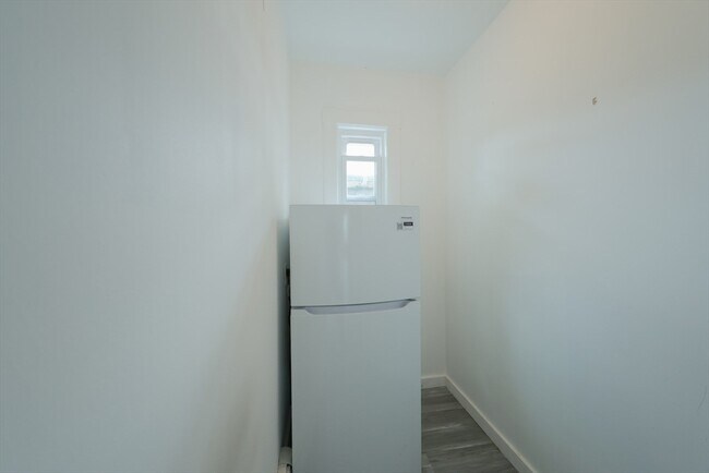 39 Jefferson St, Unit #1 in Cambridge, MA - Building Photo - Building Photo