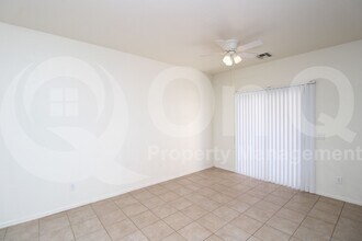 2300 E Magma Rd in San Tan Valley, AZ - Building Photo - Building Photo