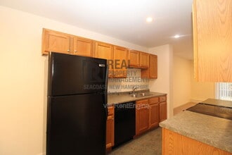 2 Waverly Dr in Dover, NH - Building Photo - Building Photo