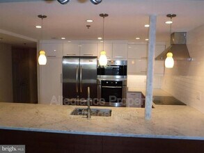 545 E Braddock Rd in Alexandria, VA - Building Photo - Building Photo
