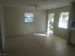 306 Hubbard Ave in North Fort Myers, FL - Building Photo - Building Photo