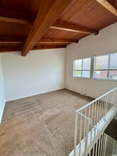 11 Gloucester Ave in Tonawanda, NY - Building Photo - Building Photo