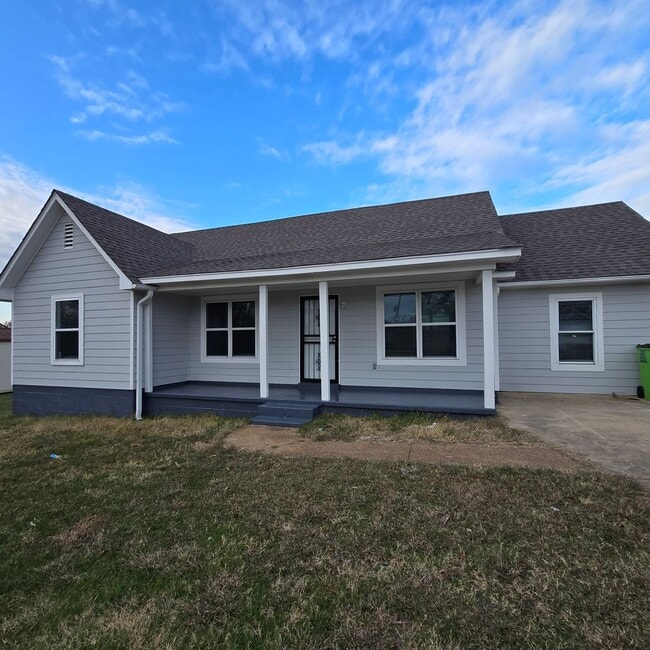 property at 224 Jr Dr