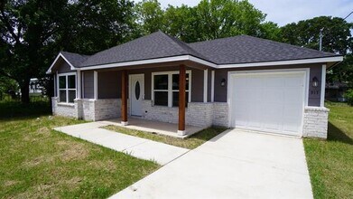 917 Redoak Dr in West Tawakoni, TX - Building Photo - Building Photo