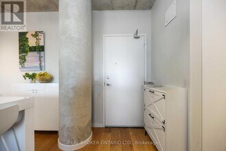 51 Trolley Cres in Toronto, ON - Building Photo - Building Photo