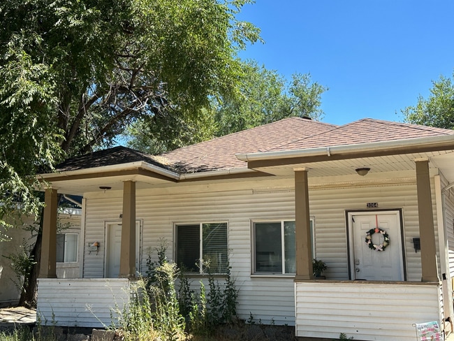 property at 3062 Adams Ave