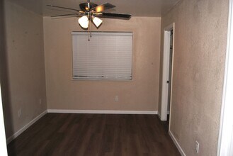 4809 Hahn Ave in Bakersfield, CA - Building Photo - Building Photo