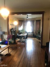 2627 W Walton St in Chicago, IL - Building Photo - Building Photo