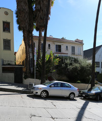 1926 Whitley Ave in Los Angeles, CA - Foto de edificio - Building Photo