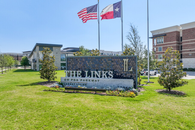 The Links on PGA Parkway - Phase II in Frisco, TX - Building Photo - Building Photo