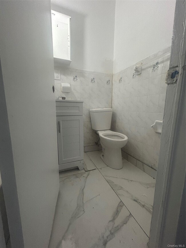 802 Rogers Ave in Brooklyn, NY - Building Photo - Building Photo