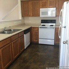 5706 Golf Heights in San Antonio, TX - Building Photo - Building Photo