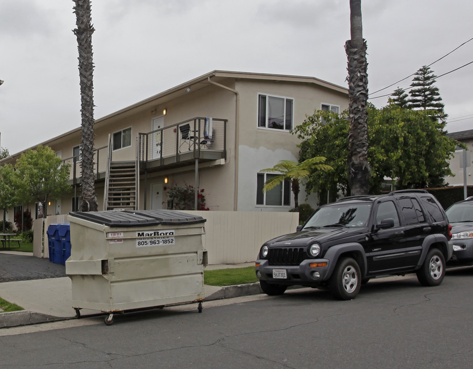 Ocean View Apartments in Santa Barbara, CA - Building Photo