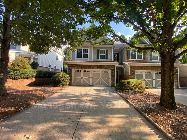 2875 Cross Creek Dr