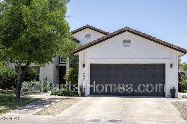 16023 N 48th Pl in Scottsdale, AZ - Building Photo - Building Photo