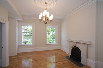 658 Massachusetts Ave, Unit 3 in Boston, MA - Building Photo - Building Photo