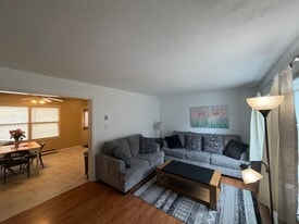 14 Clifford St in Pittsfield, MA - Building Photo