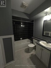 1635 Pickering Pkwy in Pickering, ON - Building Photo - Building Photo