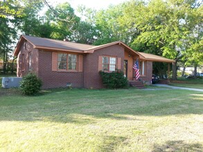 2471 Belleville Rd in Orangeburg, SC - Building Photo - Building Photo