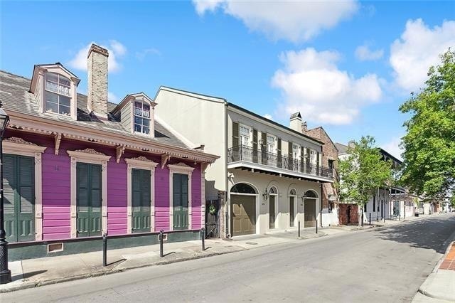 822 Ursulines Ave, Unit A in New Orleans, LA - Foto de edificio - Building Photo