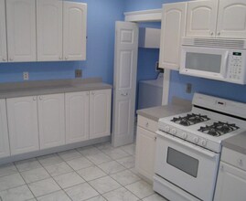 18 Bigelow St, Unit 1 in Boston, MA - Building Photo - Building Photo