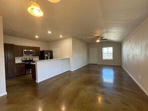 108 Lowes Blvd in Killeen, TX - Building Photo - Building Photo