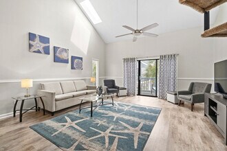 1890 Colony Dr in Myrtle Beach, SC - Building Photo - Building Photo