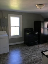 1306 Charles St, Unit 1306 in La crosse, WI - Foto de edificio - Building Photo