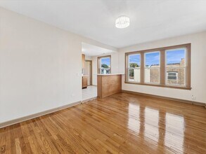 4720 N Springfield Ave in Chicago, IL - Building Photo - Building Photo