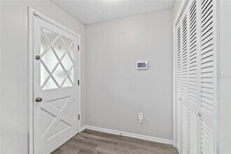 4112 E 97th Ave in Tampa, FL - Building Photo - Building Photo