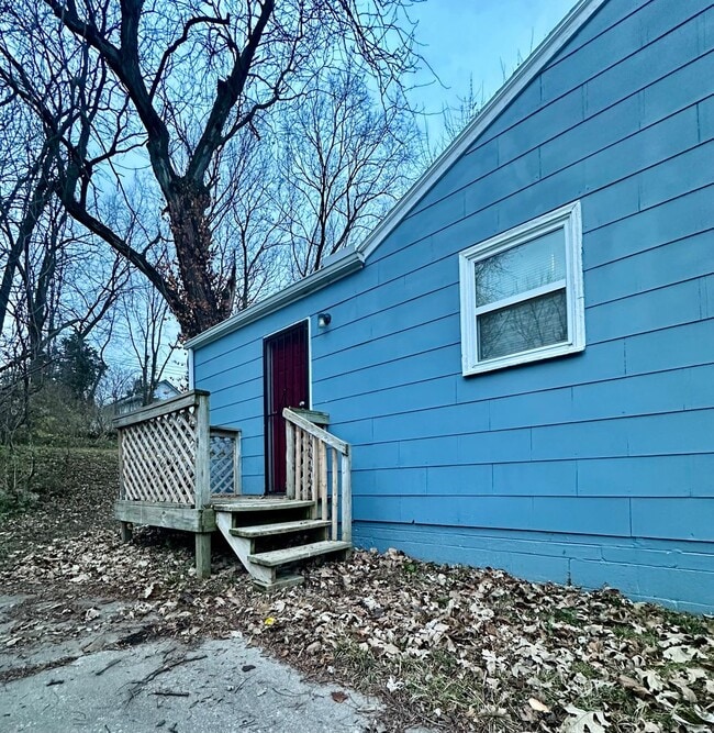 property at 4215-4217 E 54 St