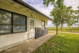 5336-5340 Ervin St in Lincoln, NE - Building Photo - Building Photo