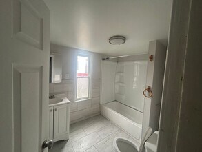 1712 W Juniata St in Philadelphia, PA - Building Photo - Building Photo