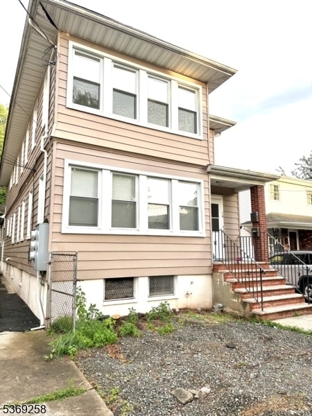property at 14 Arsdale Terrace