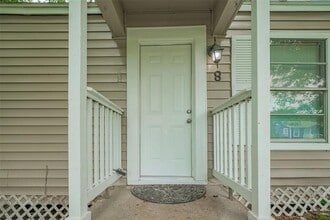 8 Jennische St in Baytown, TX - Building Photo - Building Photo