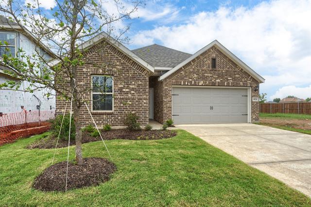 1024 Tarryhill Dr in Crowley, TX - Building Photo - Building Photo
