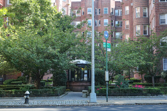 8701 Shore Rd in Brooklyn, NY - Building Photo - Building Photo