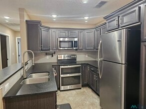 2107 Mockingbird Ln in Portales, NM - Building Photo - Building Photo